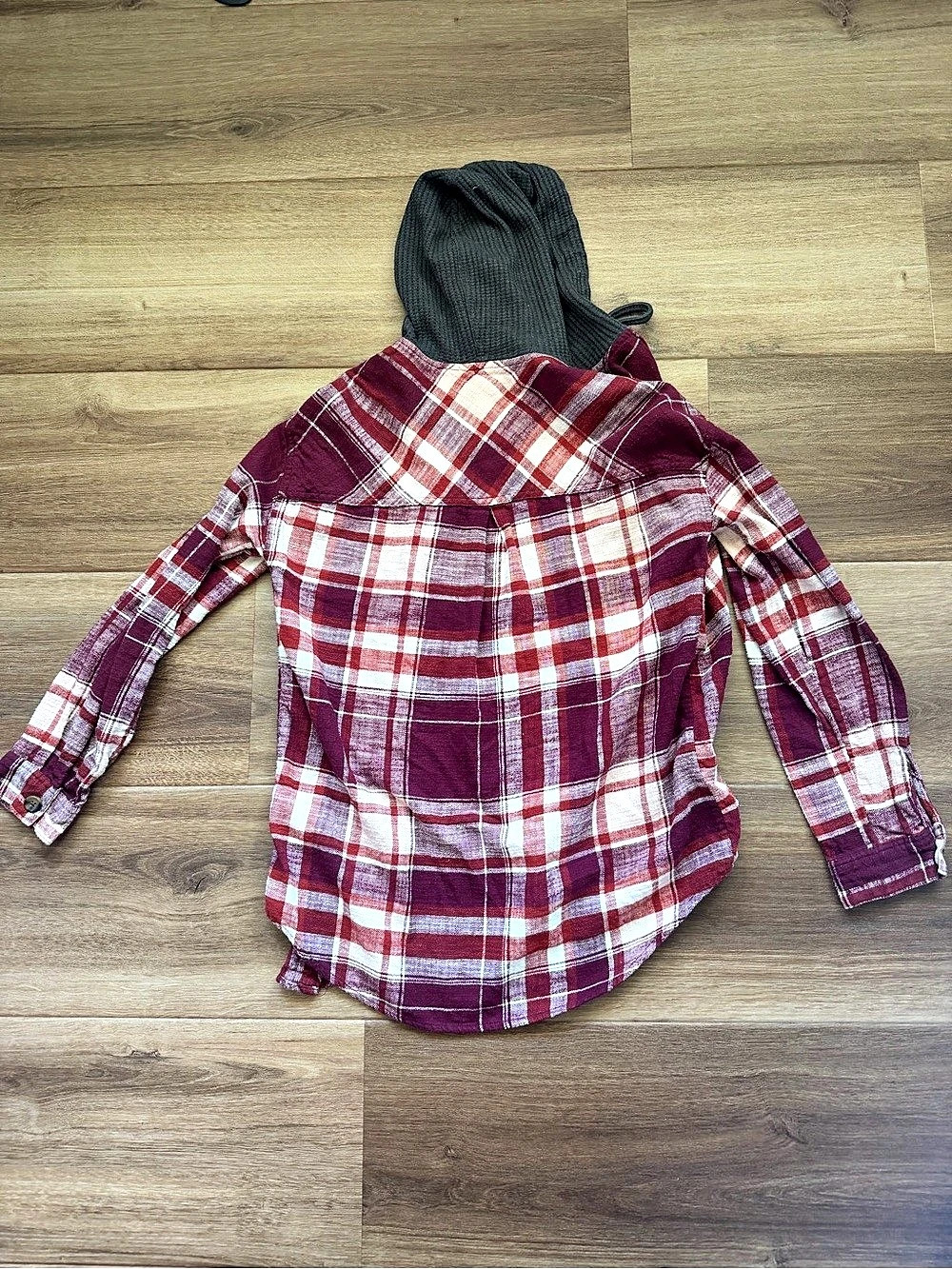 Maurice’s Plaid Hooded Shirt Red & White Size Medium